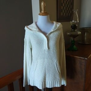 Lou and Grey hooded pullover sweater